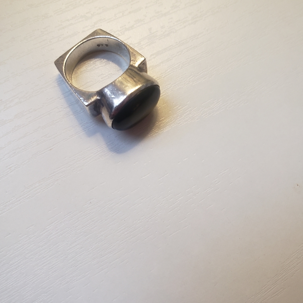 SILPADA RING SiZE 6 - Picture 2 of 2